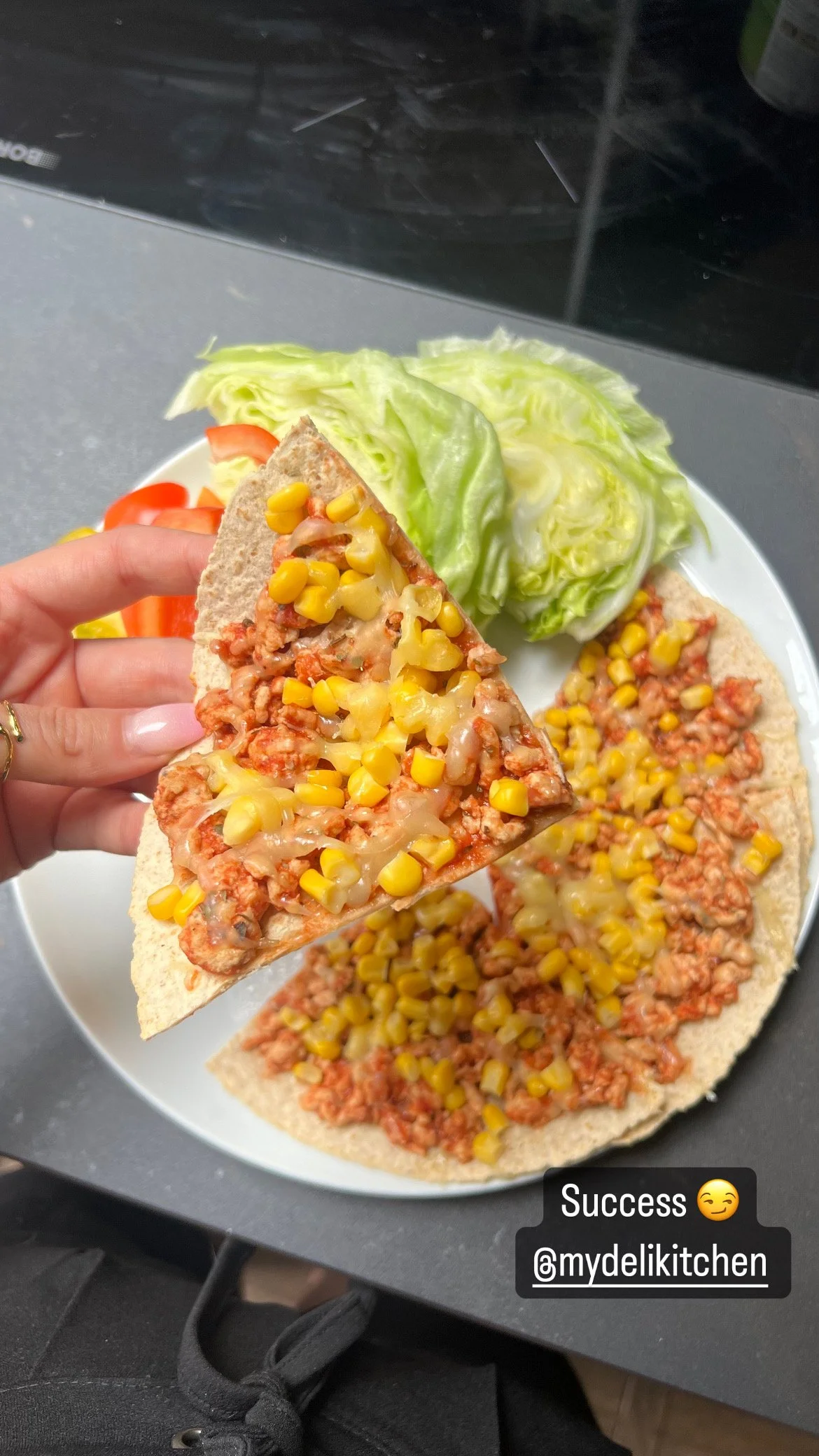 Bolognais wrap pizza