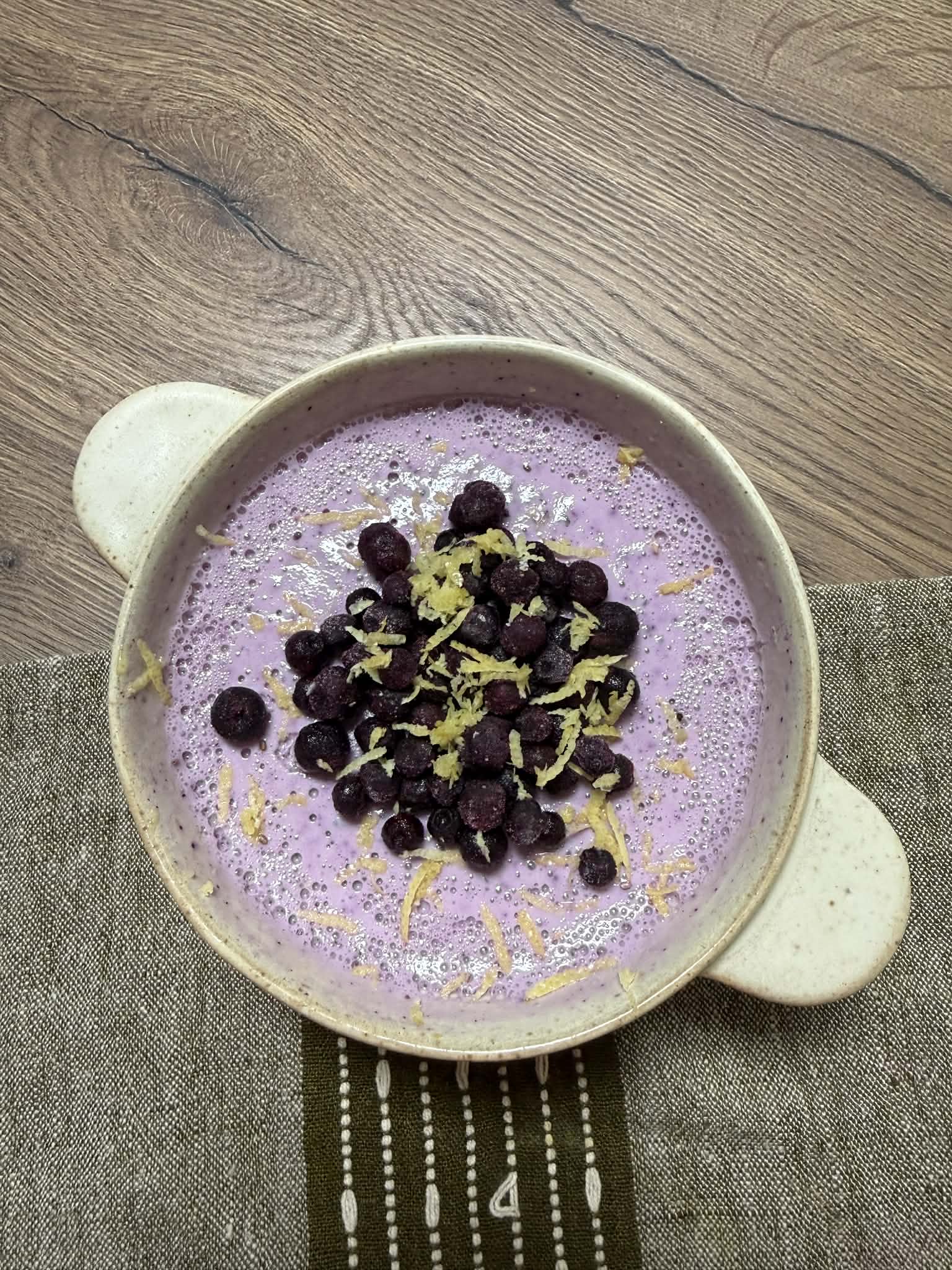 Citromos áfonyás chia pudding