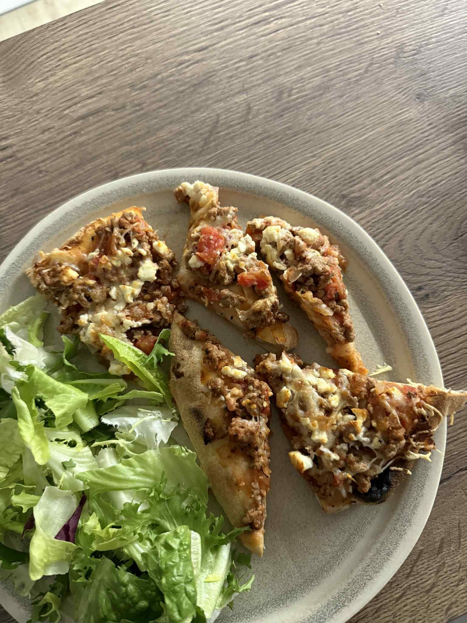Dupla sajtos darálthúsos pizza
