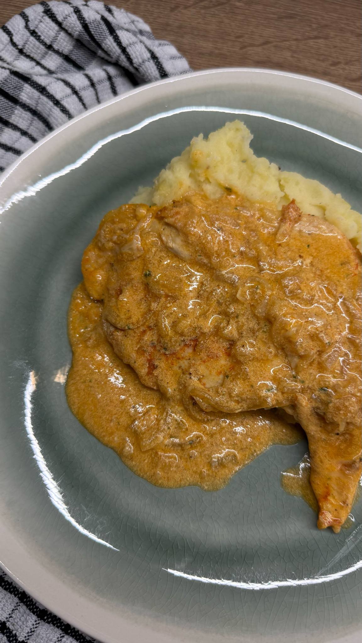 Hagymás parmezános csirke