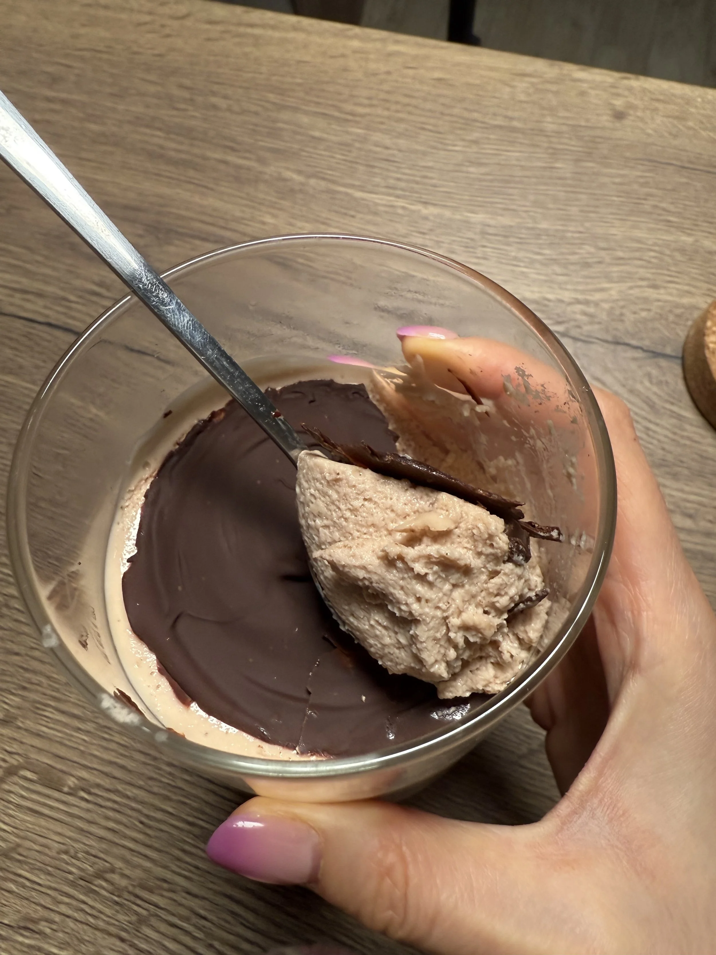 Kopogtatós csokis mousse