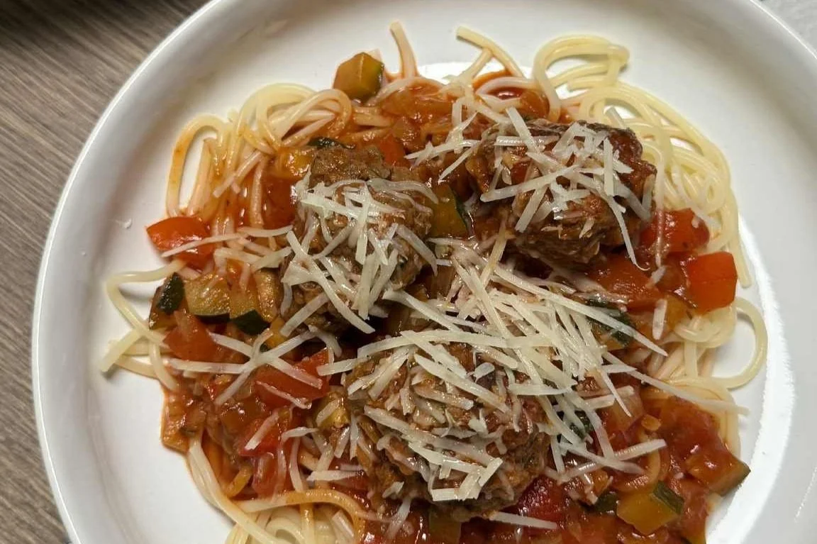Olaszos húsgolyók spagettivel